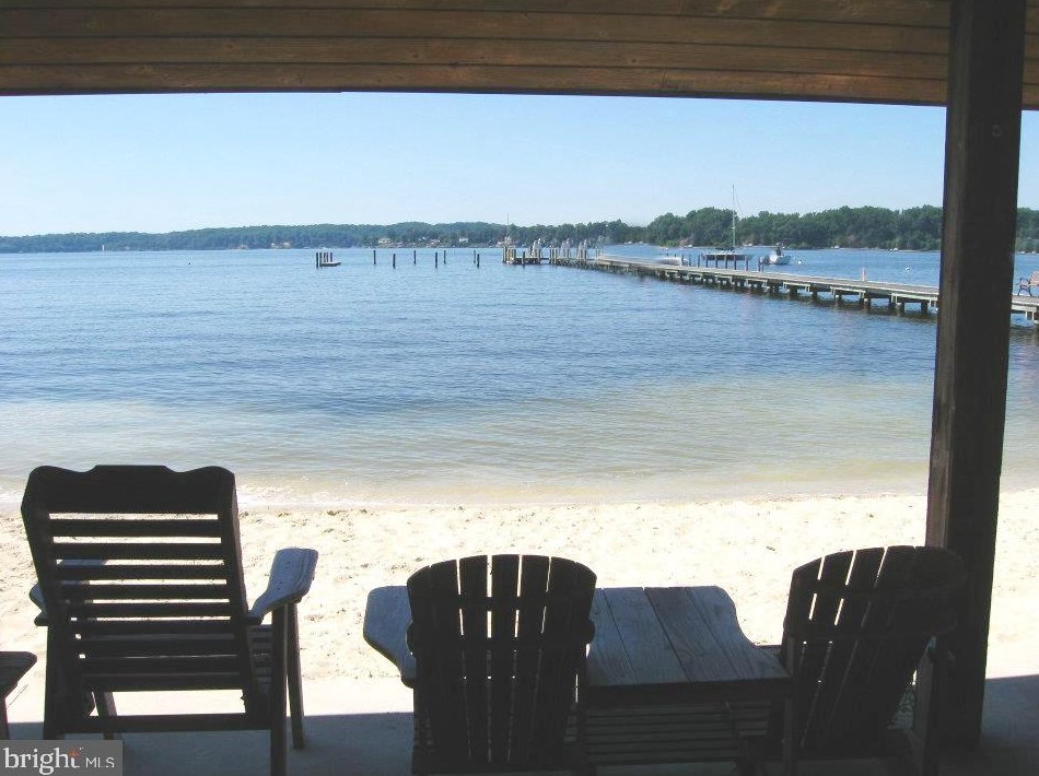 6 Holly Path, Severna Park MD  21146-4543 exterior