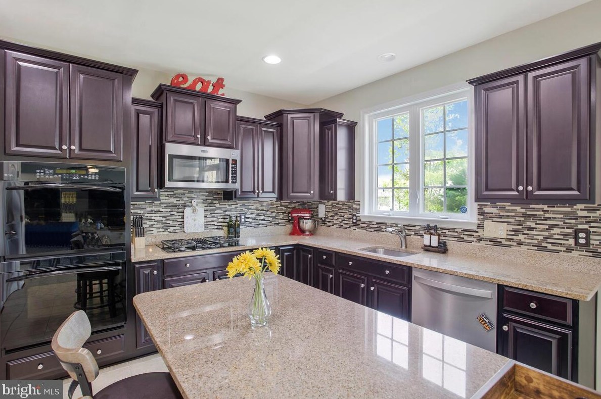 1526 Coldwater Reserve Xing, Severn MD  21144-3260 exterior