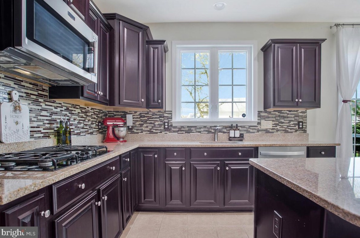 1526 Coldwater Reserve Xing, Severn MD  21144-3260 exterior