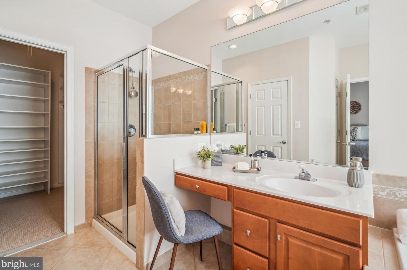 306 Dawnwood Dr, Edgewater MD  21037-3442 exterior