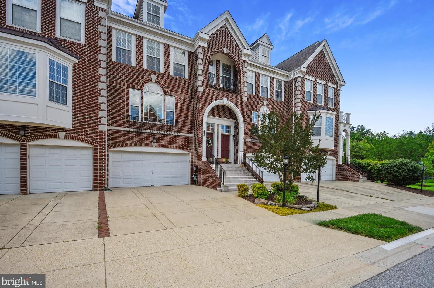 306 Dawnwood Dr, Edgewater MD  21037-3442 exterior