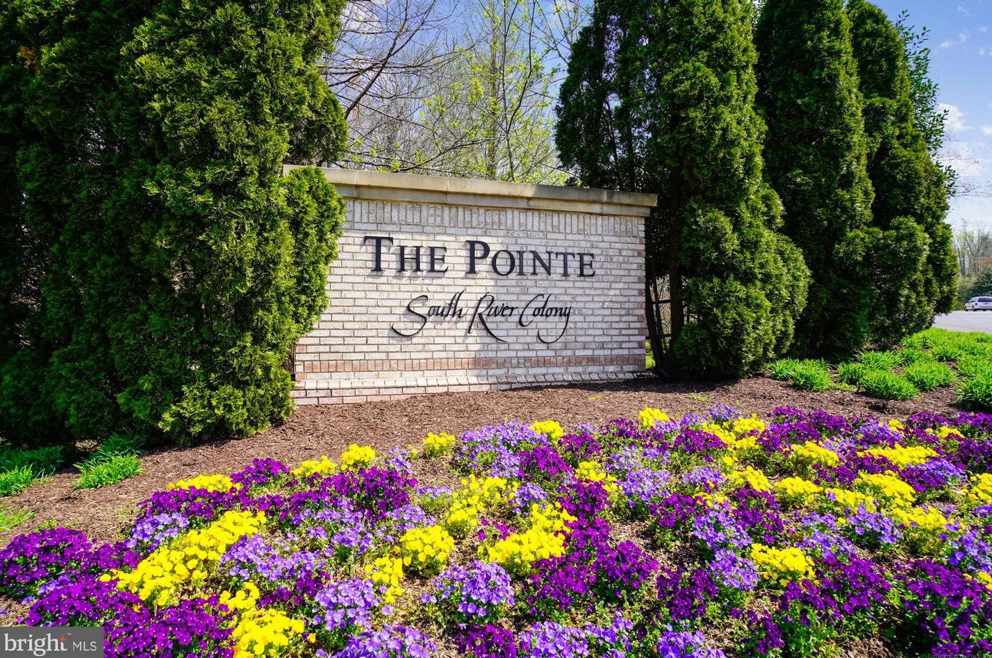 306 Dawnwood Dr, Edgewater MD  21037-3442 exterior