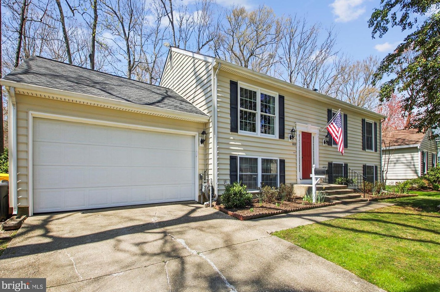 1513 Farlow Ave, Crofton MD  21114-1515 exterior