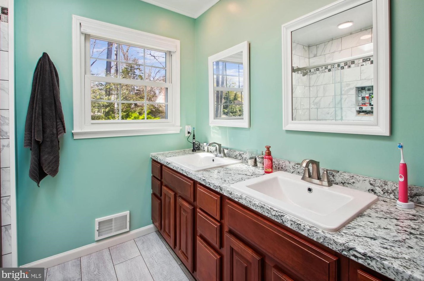 1513 Farlow Ave, Crofton MD  21114-1515 exterior