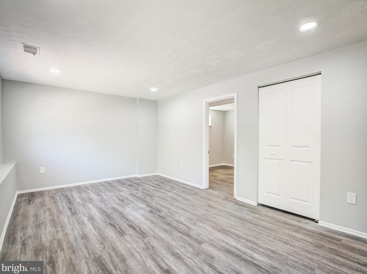 1953 Pometacom Dr, Baltimore MD  21076-1258 exterior