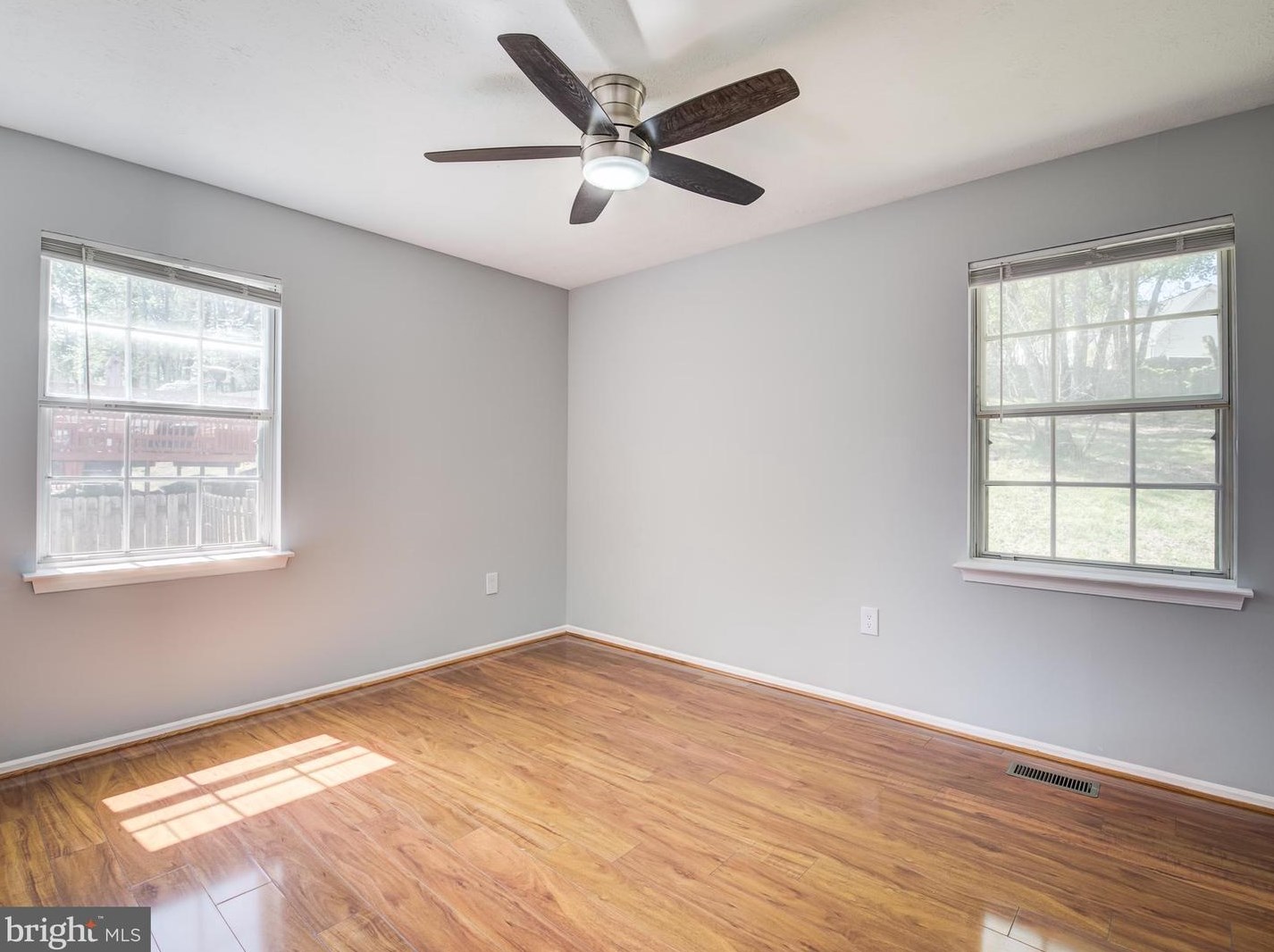 1953 Pometacom Dr, Baltimore MD  21076-1258 exterior