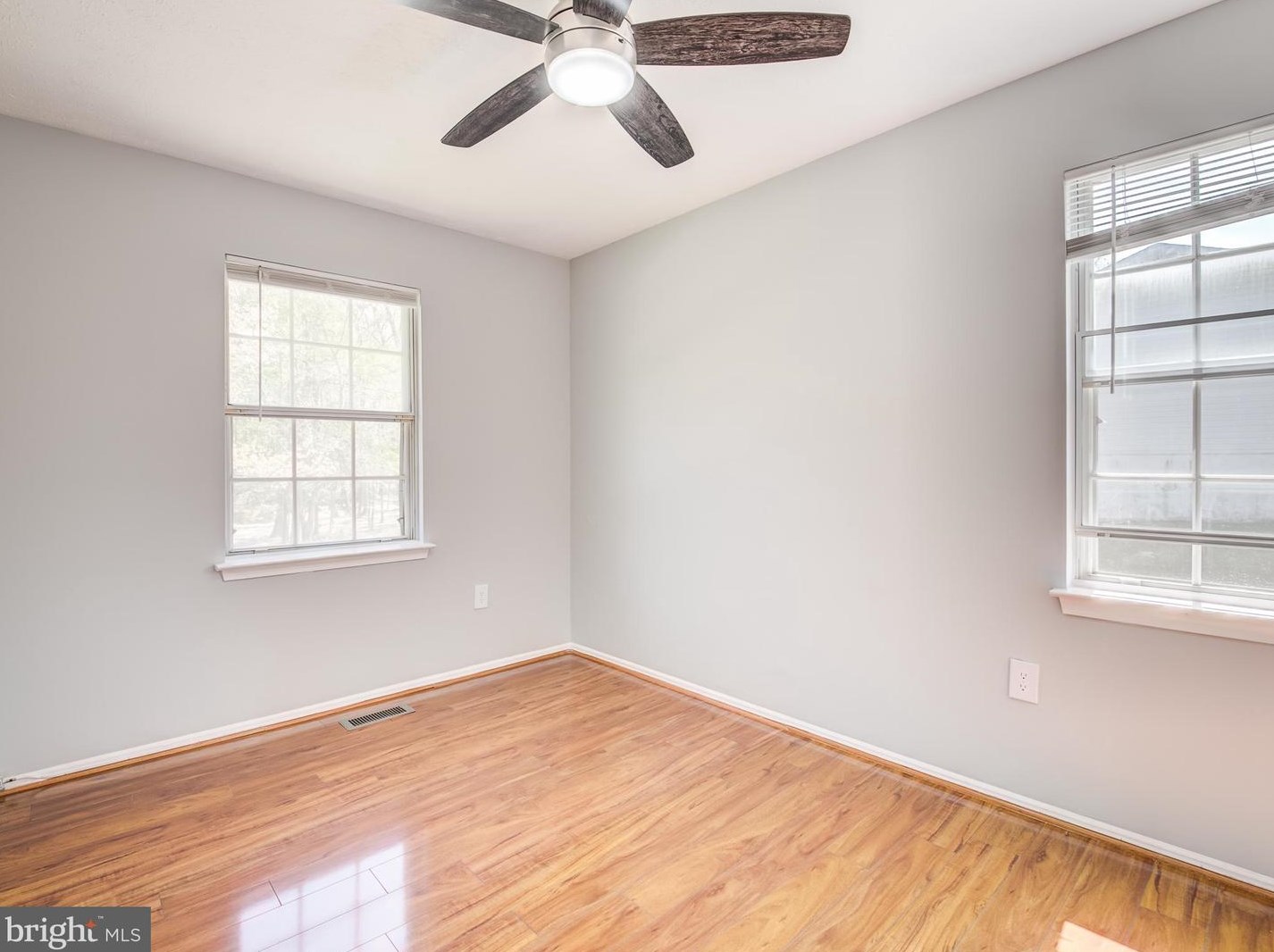 1953 Pometacom Dr, Baltimore MD  21076-1258 exterior