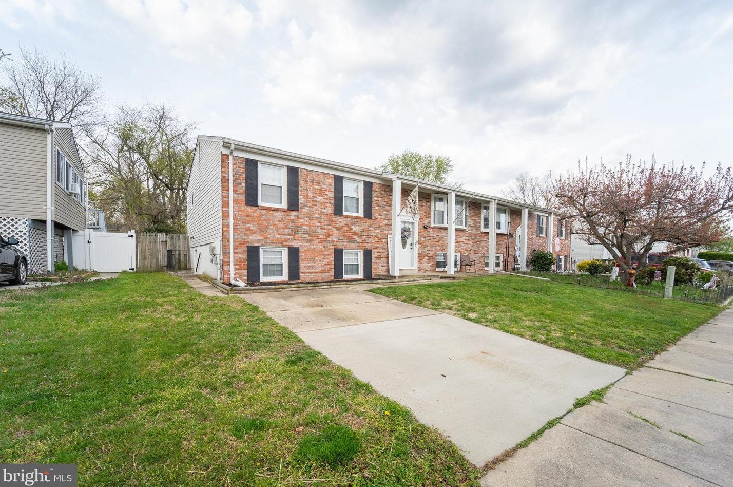 1060 Vena Ln, Riviera Beach, MD 21122-1825