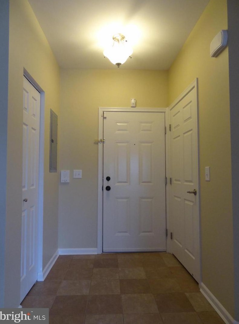 7557 Stoney Run Dr #303, Baltimore, MD 21076