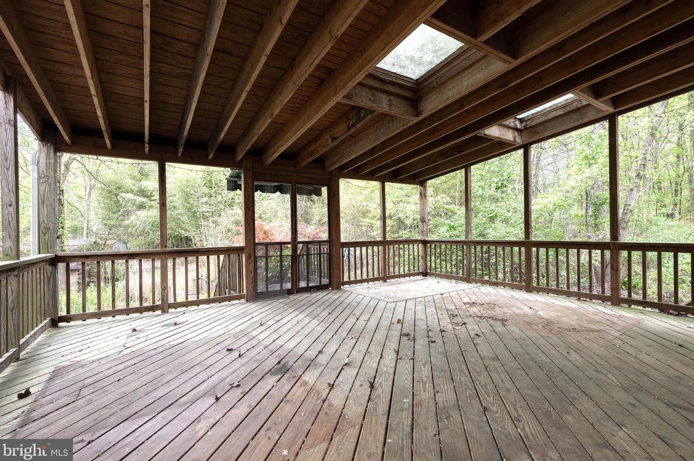 1859 Cedar Dr, Severn MD 21144-1005 exterior