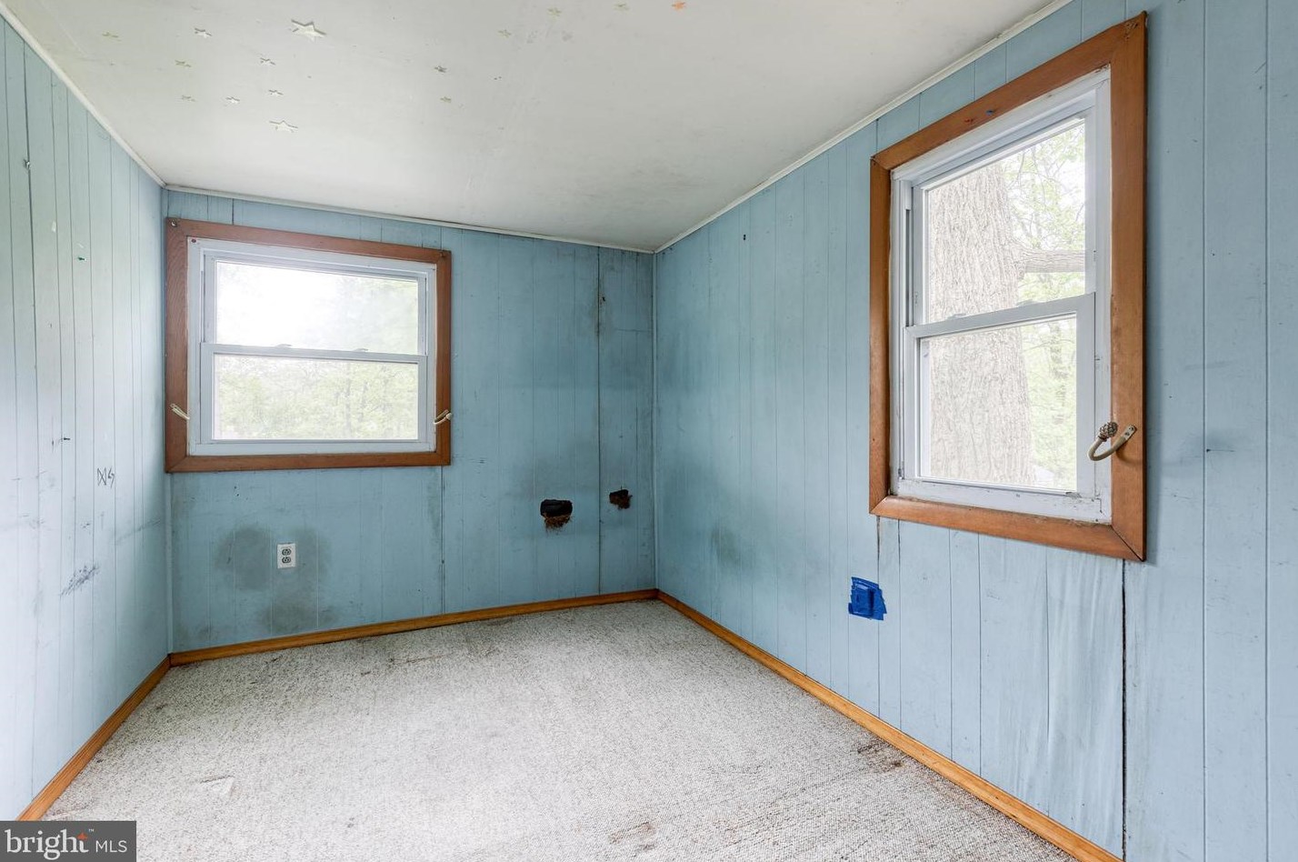 1859 Cedar Dr, Severn MD 21144-1005 exterior