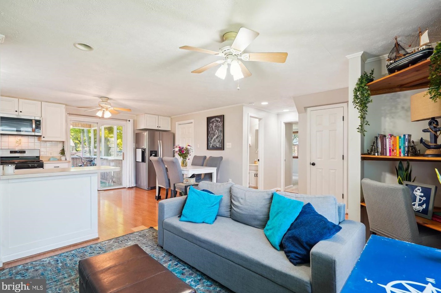 1213 Grove Ave, Shady Side MD  20764-9538 exterior