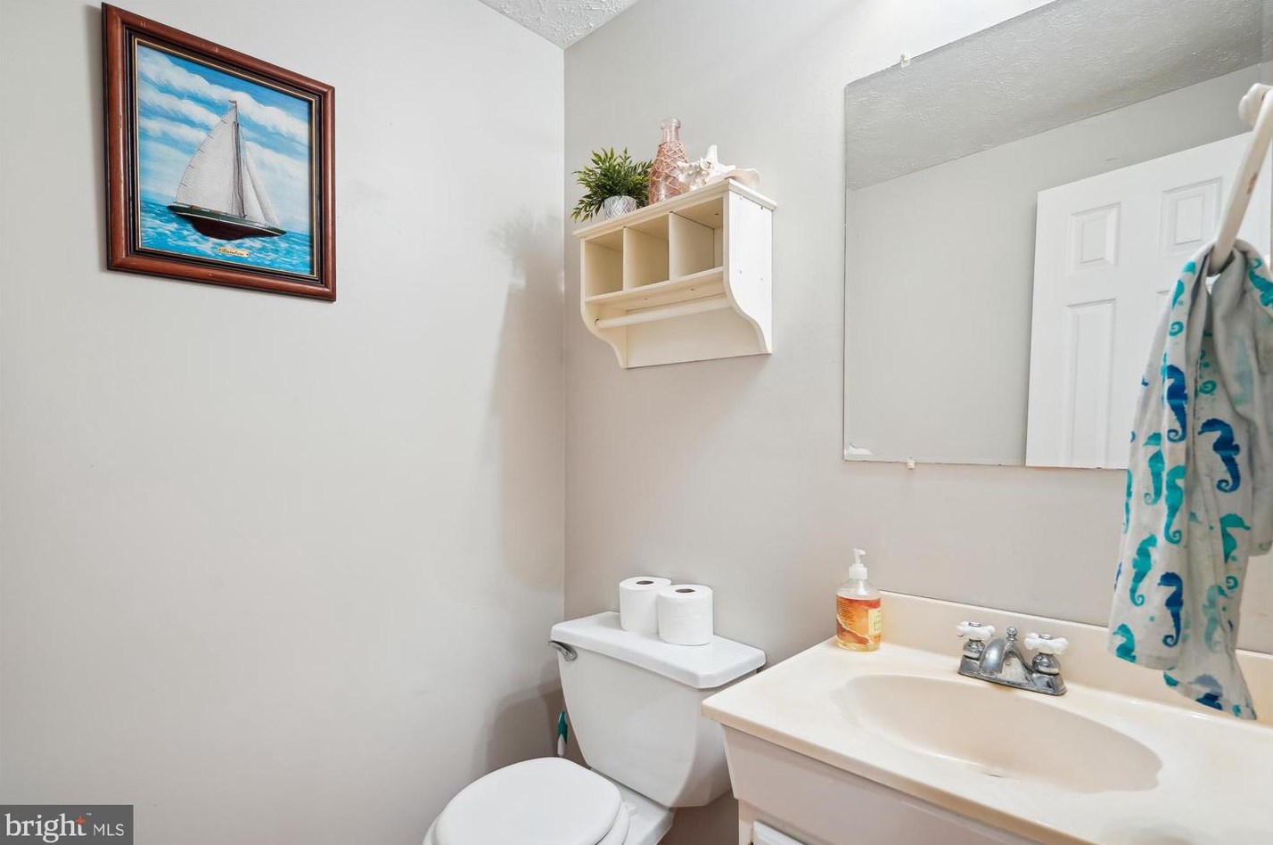 1213 Grove Ave, Shady Side MD  20764-9538 exterior