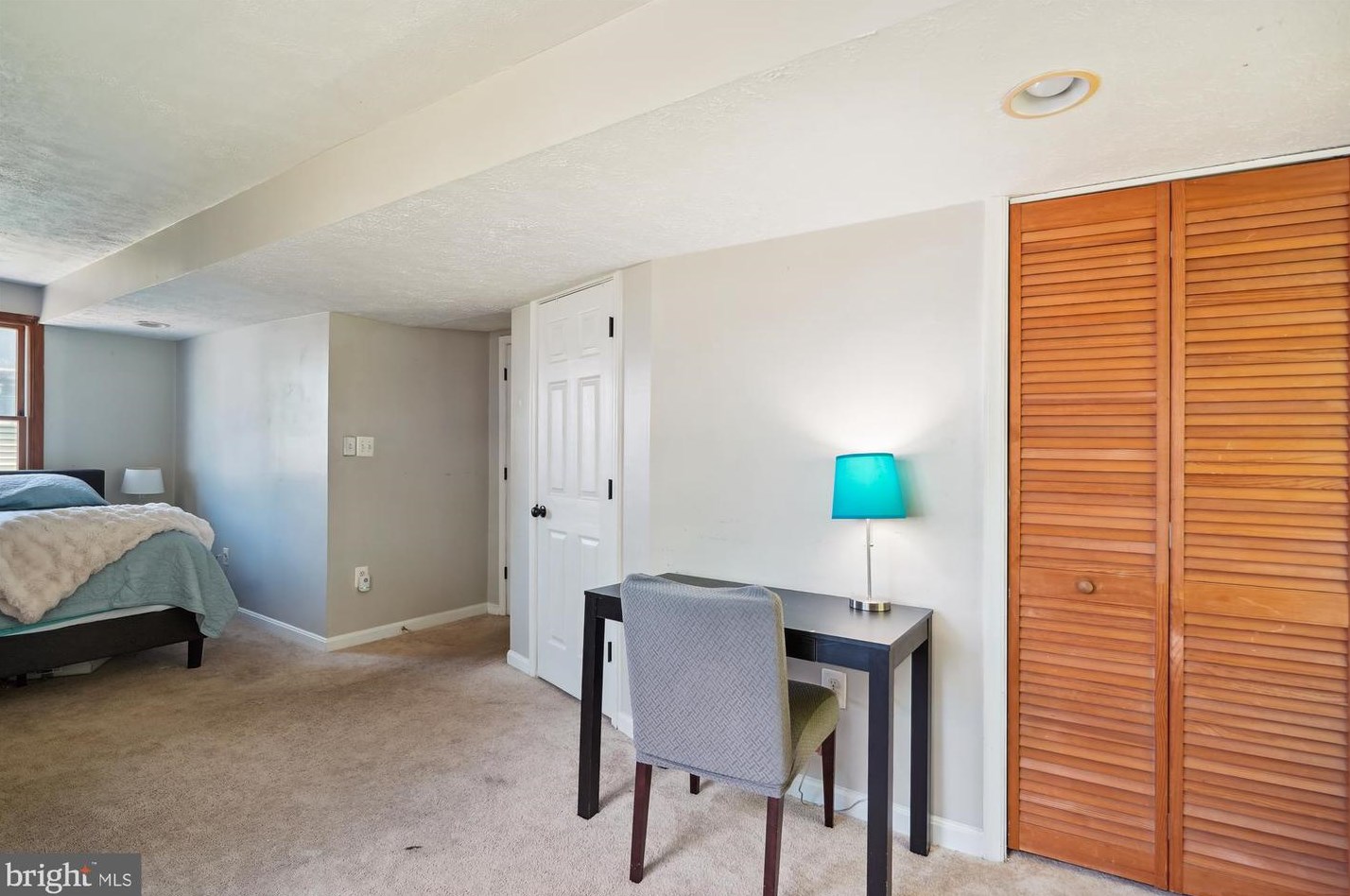 1213 Grove Ave, Shady Side MD  20764-9538 exterior