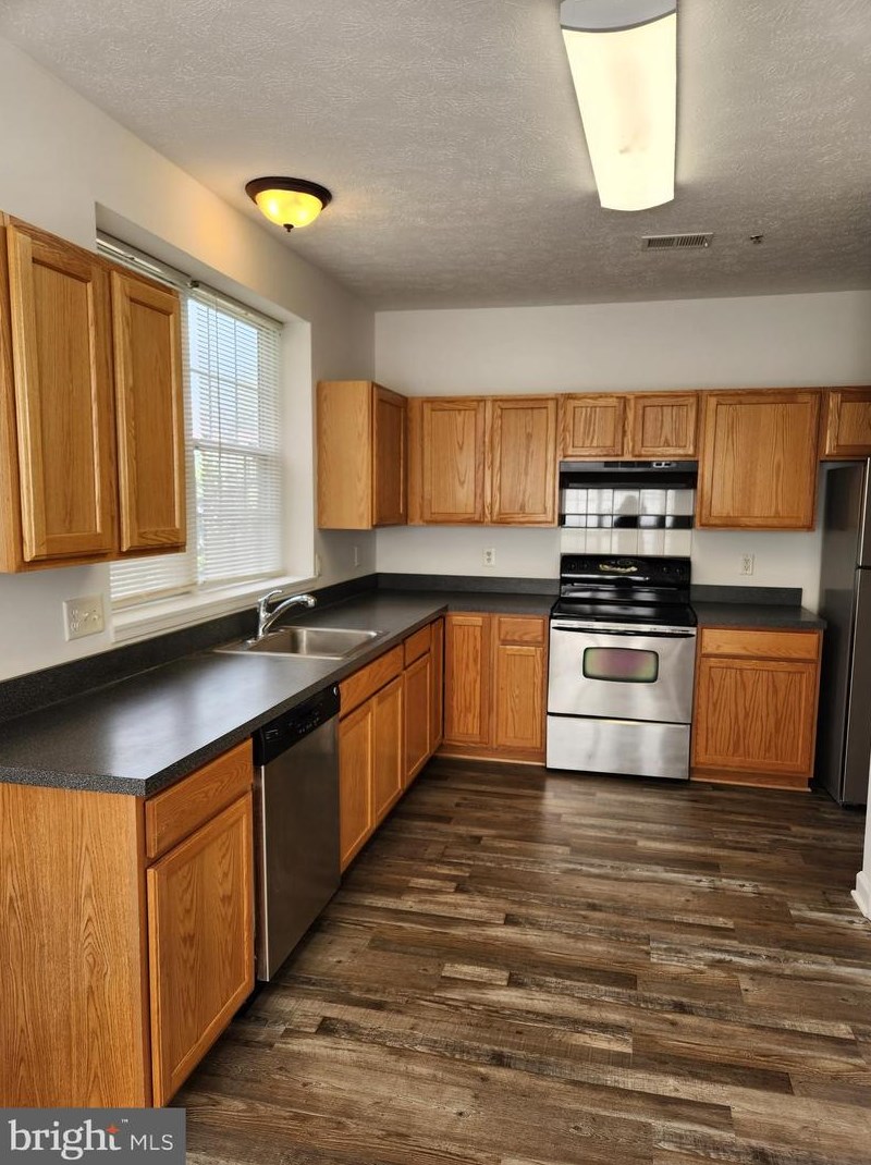 759 Heather Stone Loop #85, Glen Burnie, MD 21061