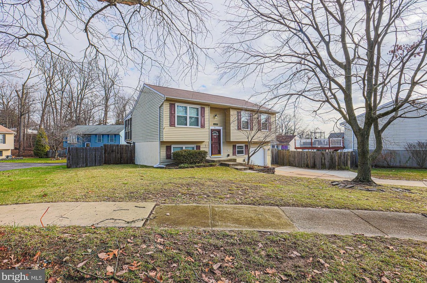 1521 Lochaber Ct, Glen Burnie MD 21061-2189 exterior