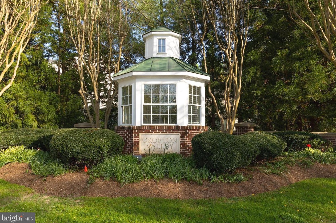 2404 Heather Stone Dr, Gambrills MD  21054-1640 exterior