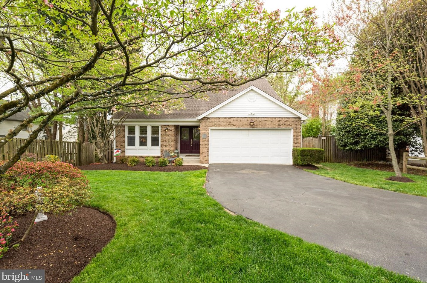 1851 Queens Ct, Crofton, MD 21114-2628