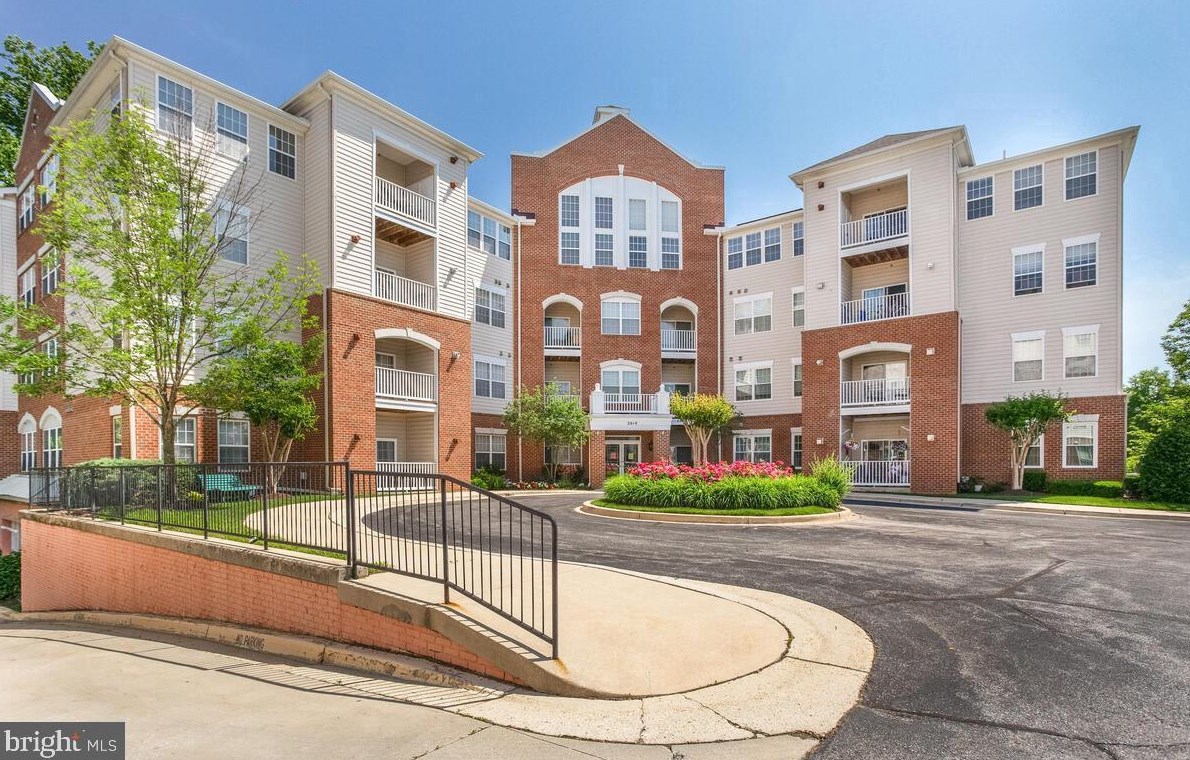 2610 Chapel Lake Dr #109, Gambrills, MD 21054