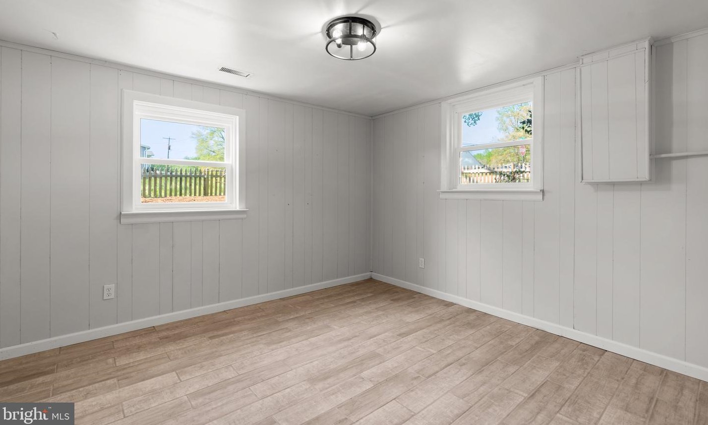 813 Hillside Ave, Edgewater MD 21037-3503 exterior