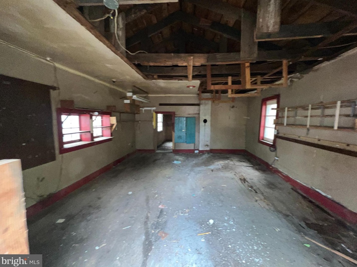 1834 Cedar Dr, Severn MD 21144-1004 exterior