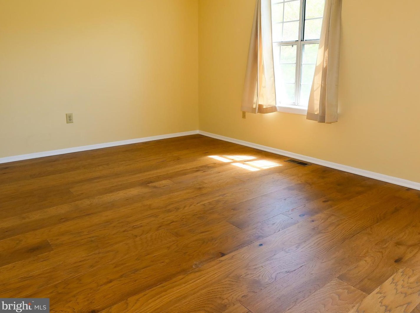 1736 Jones Fls Ct, Crofton MD 21114-1841 exterior