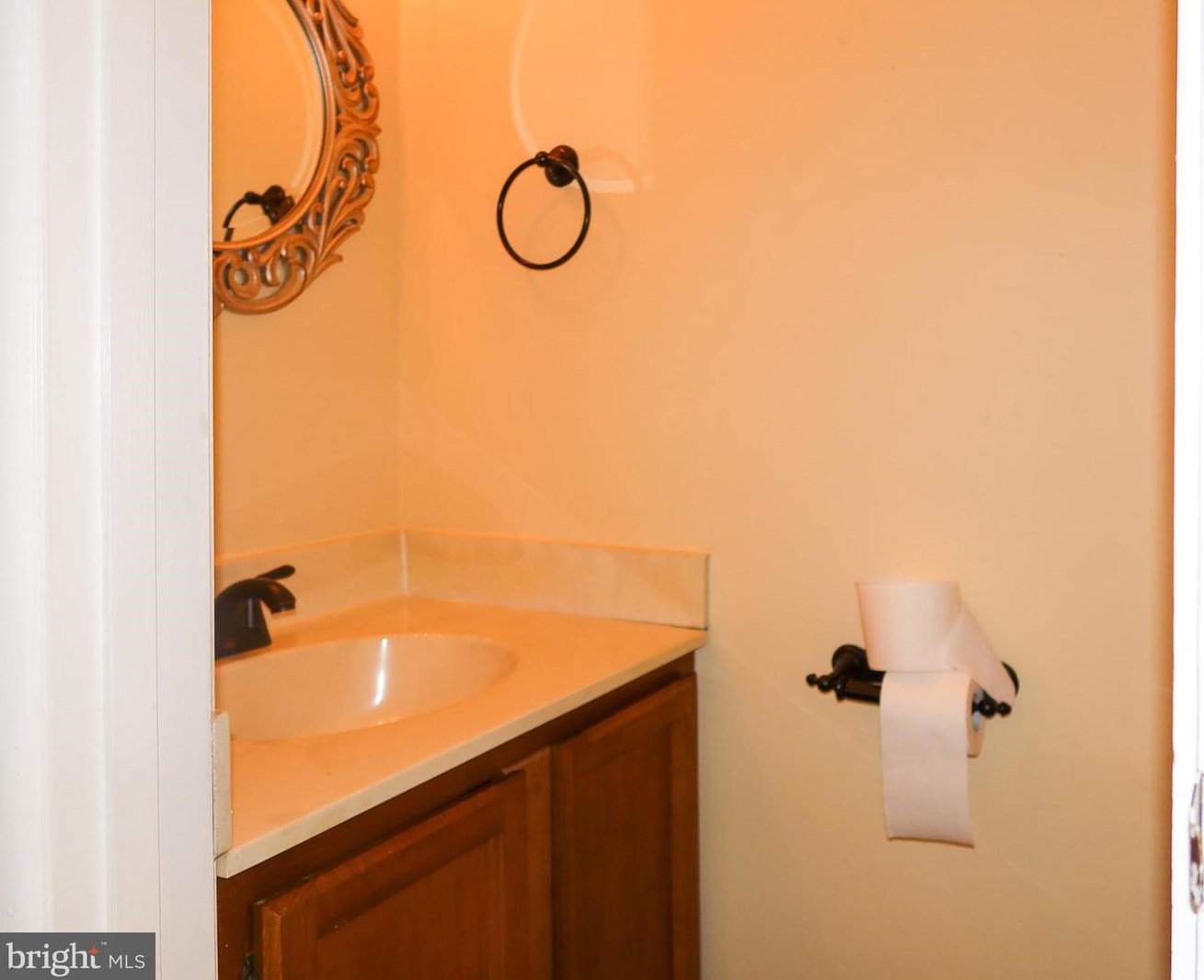 1736 Jones Fls Ct, Crofton MD 21114-1841 exterior