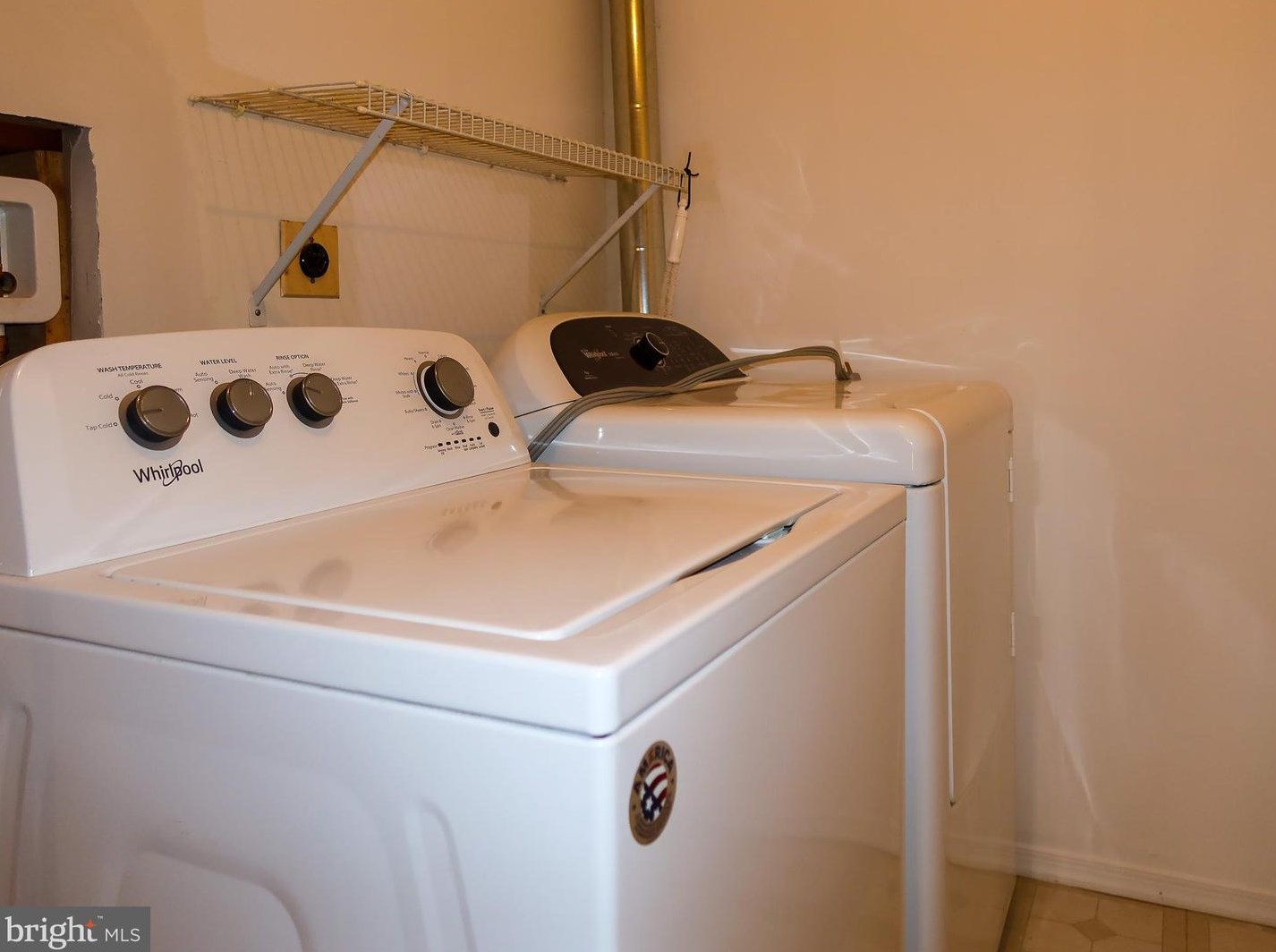 1736 Jones Fls Ct, Crofton MD 21114-1841 exterior