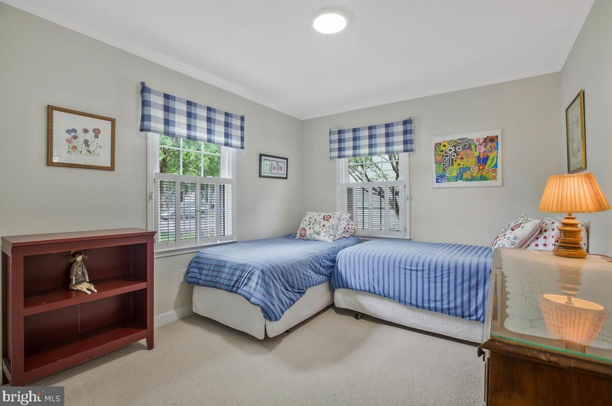 1456 Harwell Ave, Crofton MD 21114-2107 exterior