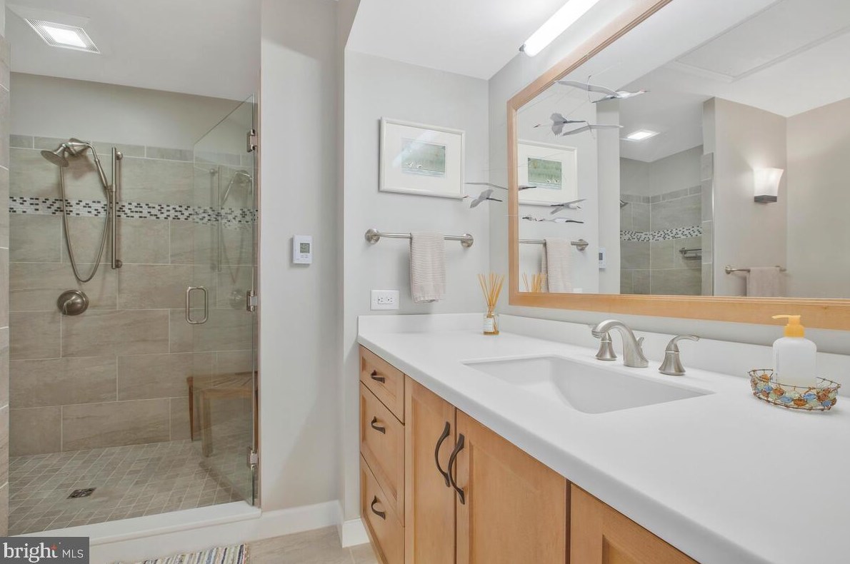 1456 Harwell Ave, Crofton MD 21114-2107 exterior