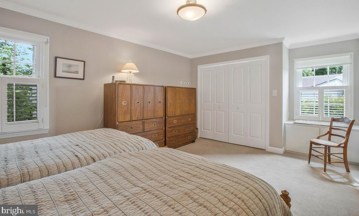 1456 Harwell Ave, Crofton MD 21114-2107 exterior