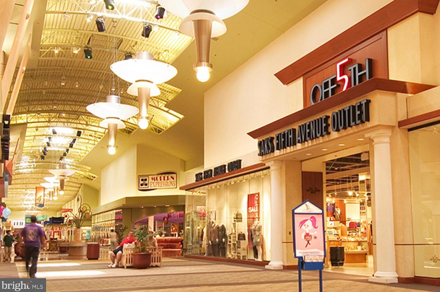 1717 Barnett Ct, Severn MD 21144-4413 exterior