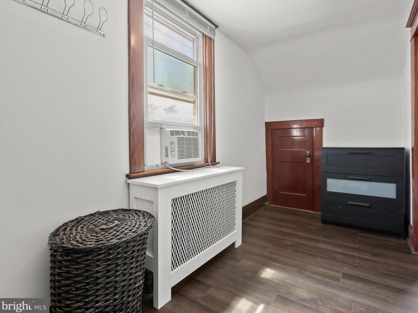 5725 Franklin St, Baltimore MD  21225-3705 exterior