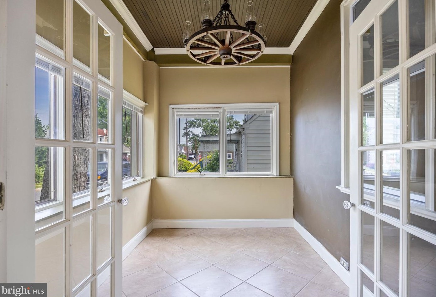 221 Audrey Ave, Baltimore MD  21225-2820 exterior
