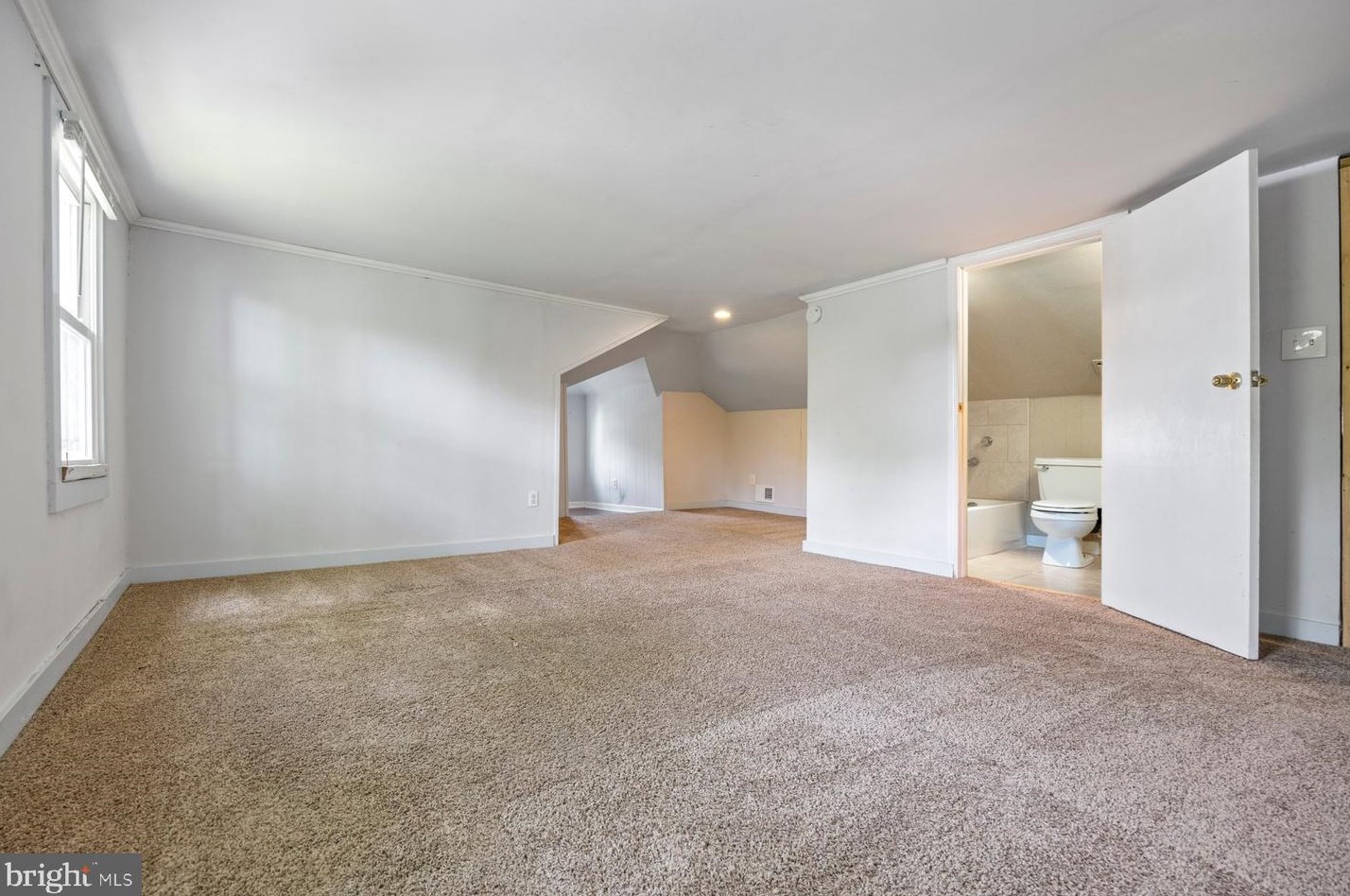 221 Audrey Ave, Baltimore MD  21225-2820 exterior