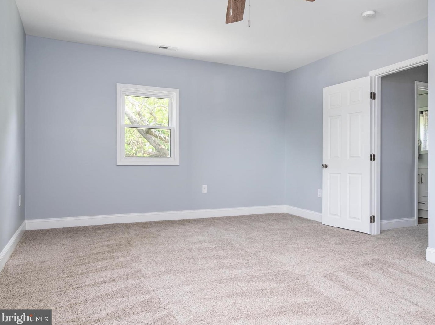 112 6 Ave, Glen Burnie MD 21060-6826 exterior