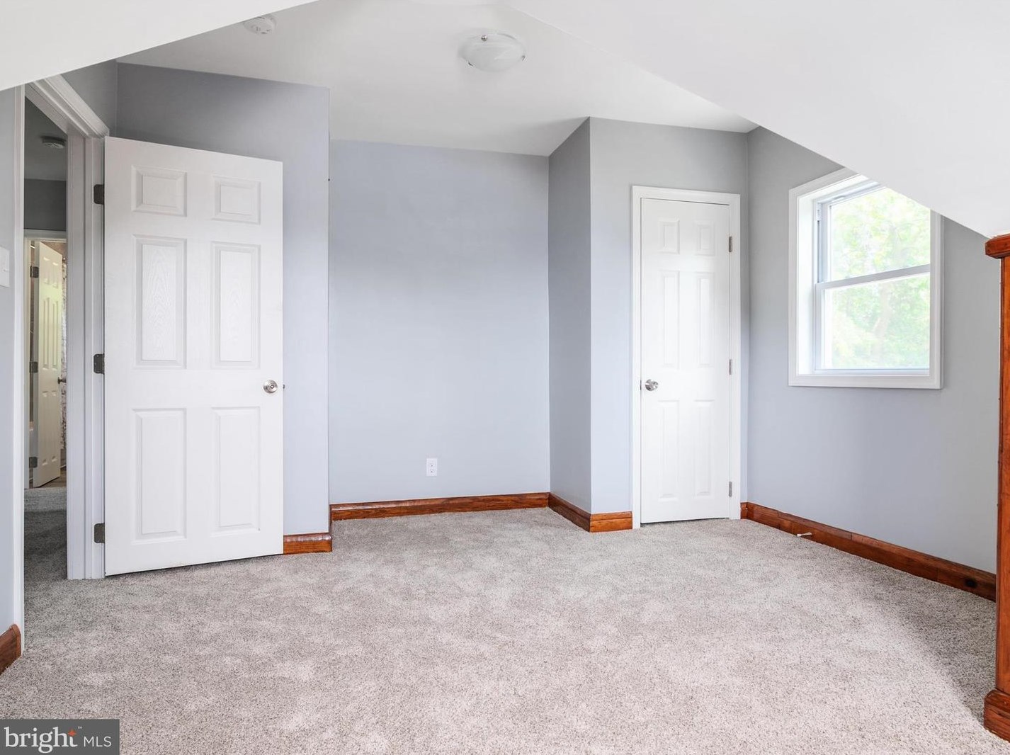 112 6 Ave, Glen Burnie MD 21060-6826 exterior