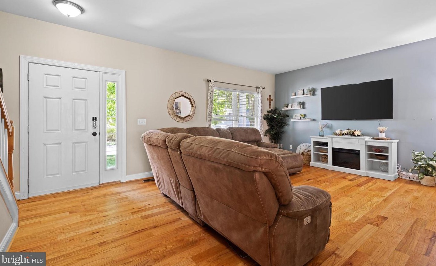 718 208th St, Riviera Beach, MD 21122-1606