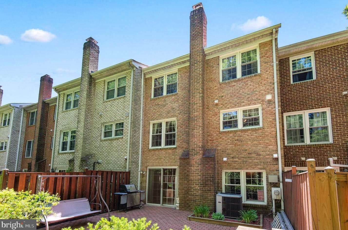 1176 Jeffrey Dr, Crofton MD 21114-1316 exterior