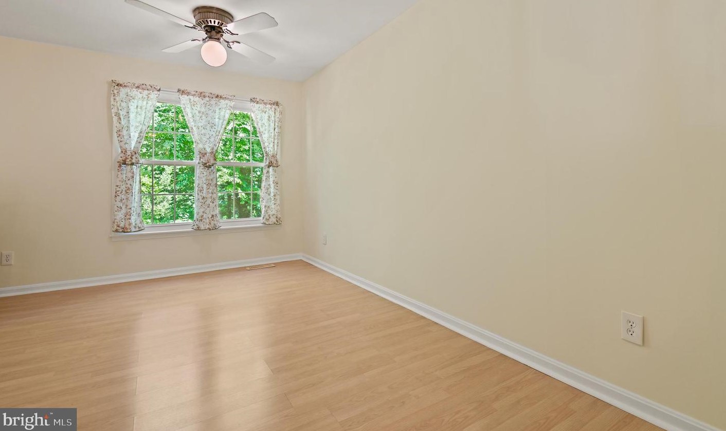 1176 Jeffrey Dr, Crofton MD 21114-1316 exterior