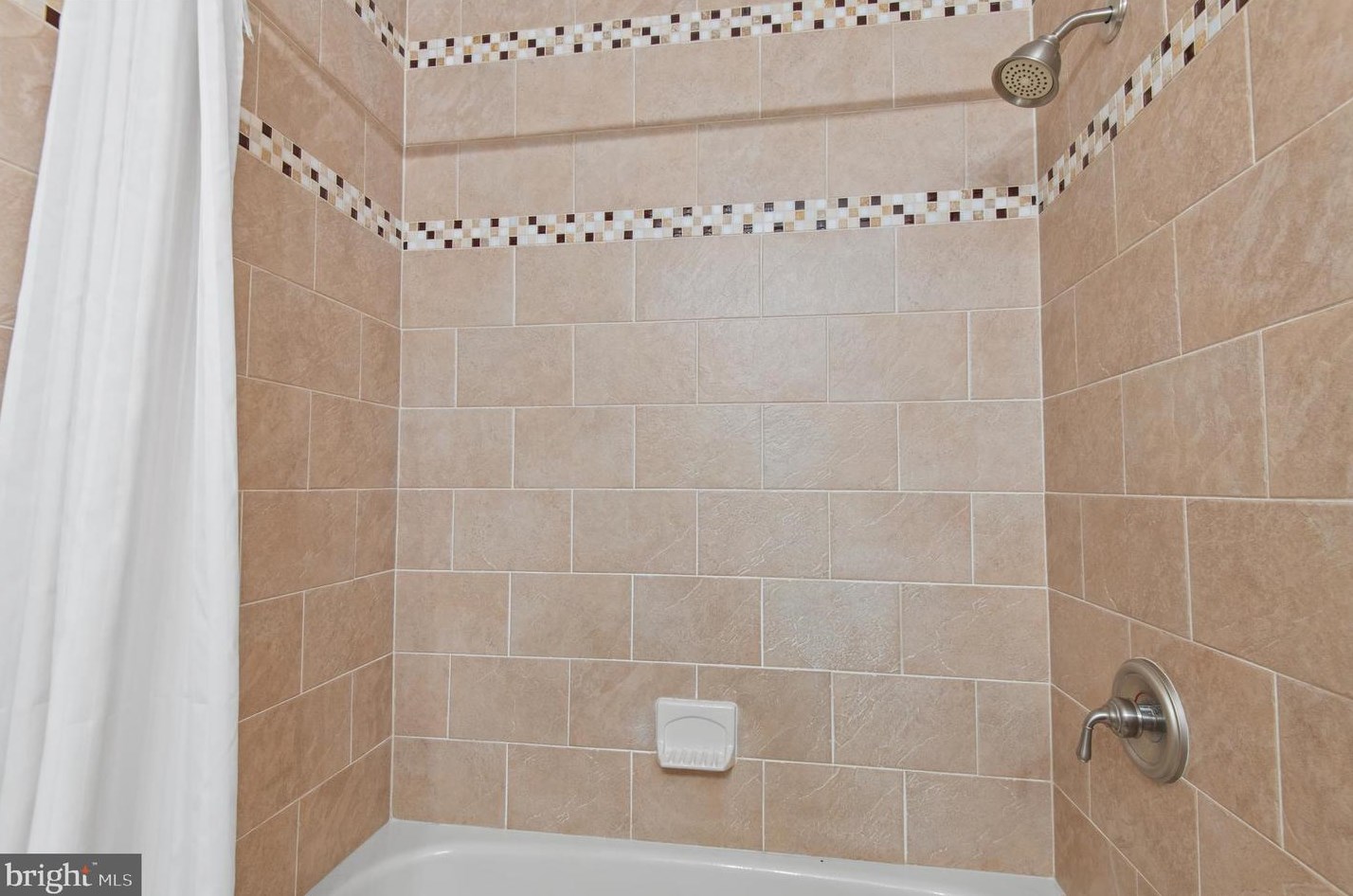 1176 Jeffrey Dr, Crofton MD 21114-1316 exterior