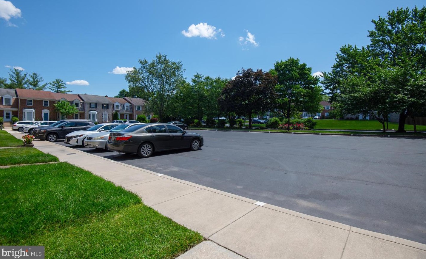 1176 Jeffrey Dr, Crofton MD 21114-1316 exterior