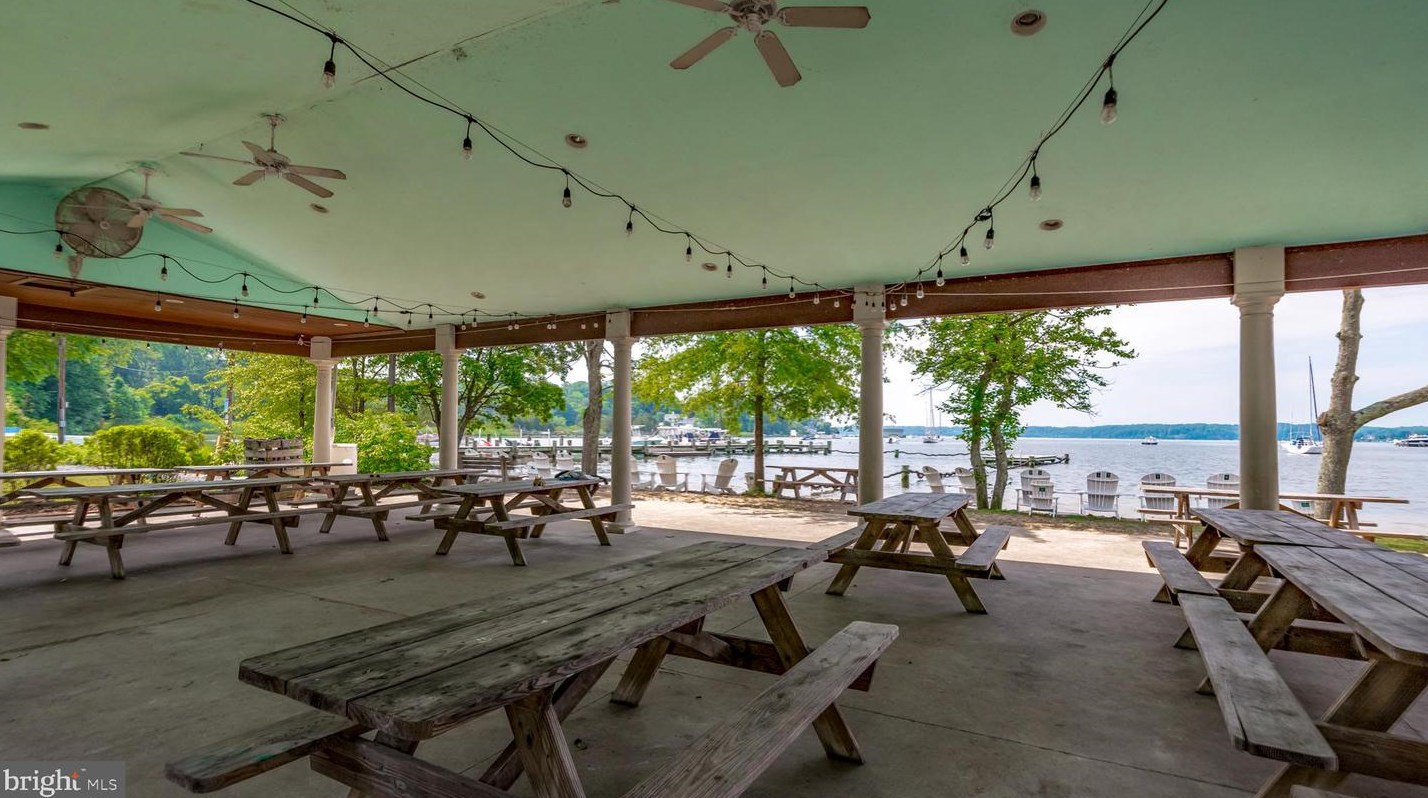 100 Cv Vw Trl, Severna Park MD 21146-4614 exterior