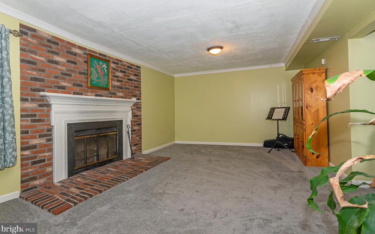 2318 Westport Ln, Crofton MD 21114-1211 exterior