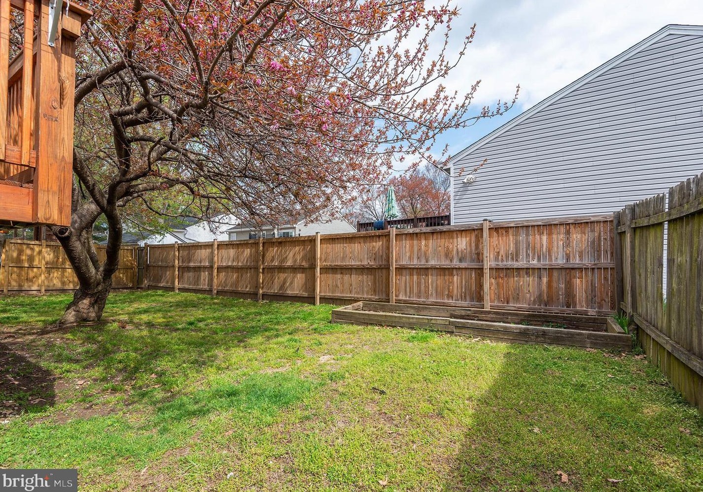 2318 Westport Ln, Crofton MD 21114-1211 exterior