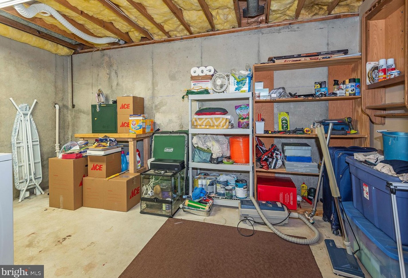 2318 Westport Ln, Crofton MD 21114-1211 exterior