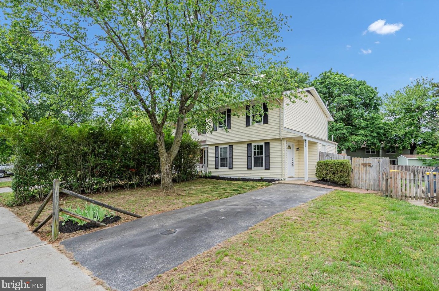3484 Old Crown Dr, Riviera Beach, MD 21122-6409