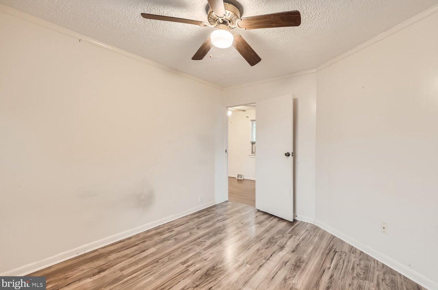 7922 End Dr, Baltimore MD 21226-2107 exterior