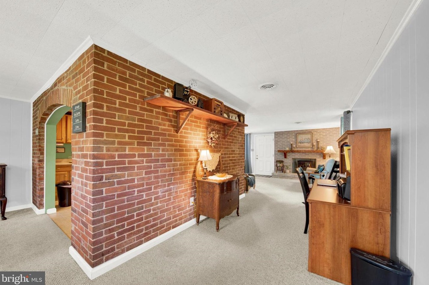 106 Dorchester Rd, Glen Burnie MD 21060-6911 exterior