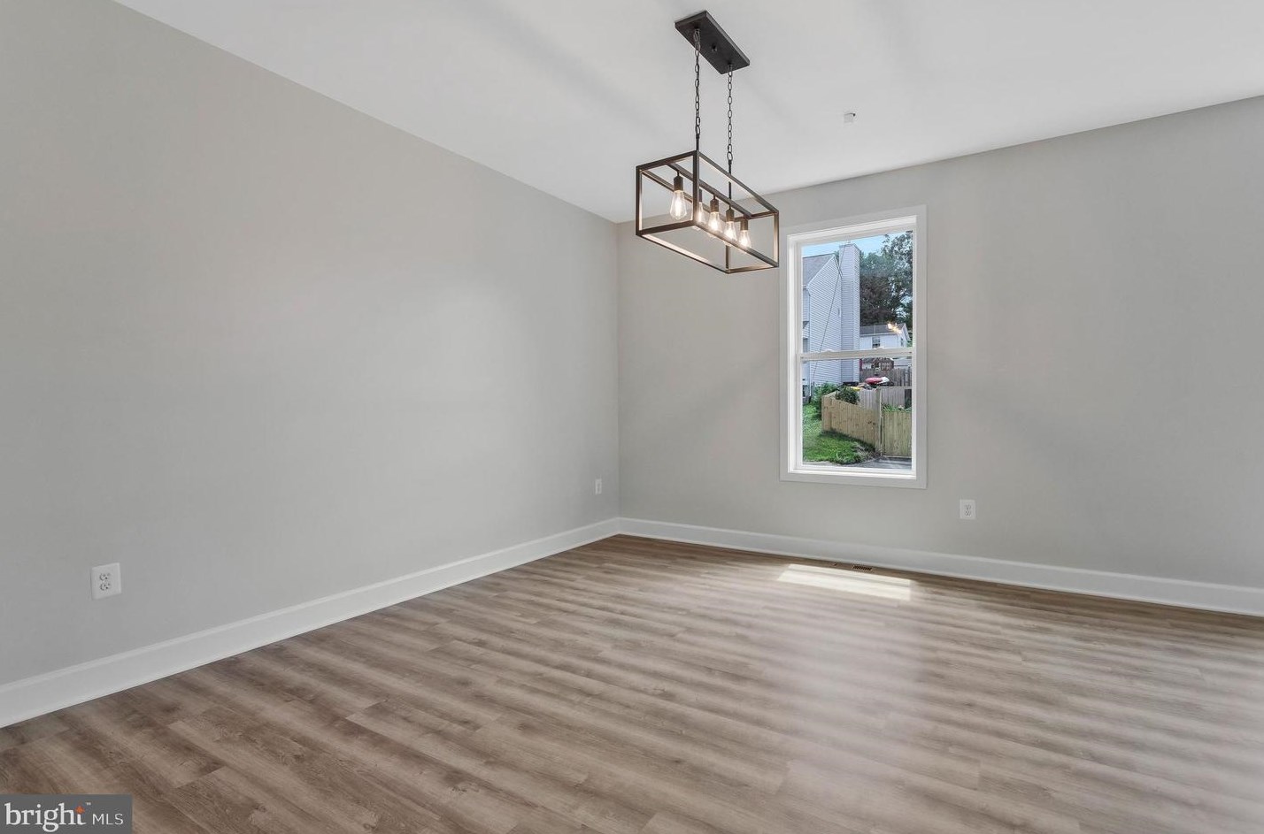 1641 Midland Rd, Edgewater MD 21037-2418 exterior